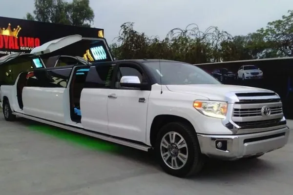 Limousine Tundra
