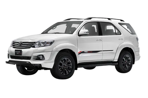 Toyota-Fortuner-For-Rent