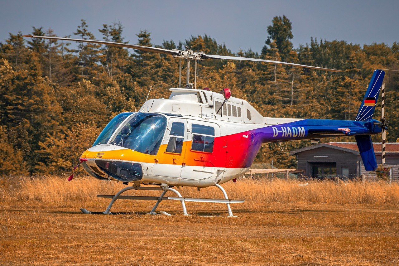 helicopter-7079650_1280